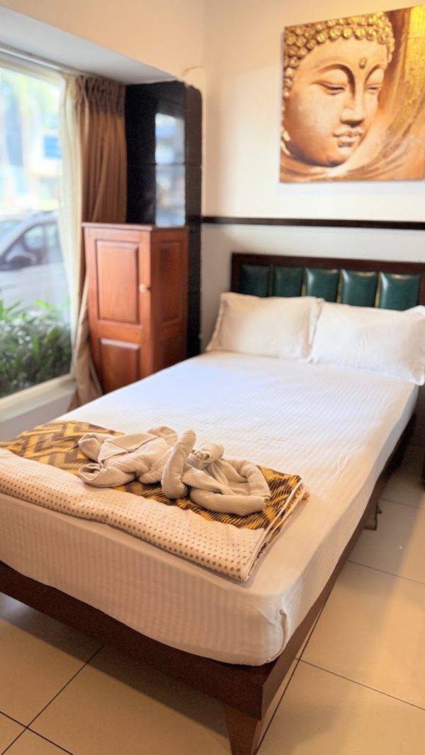 The Metro Pod - Backpackers A/C Dormitory